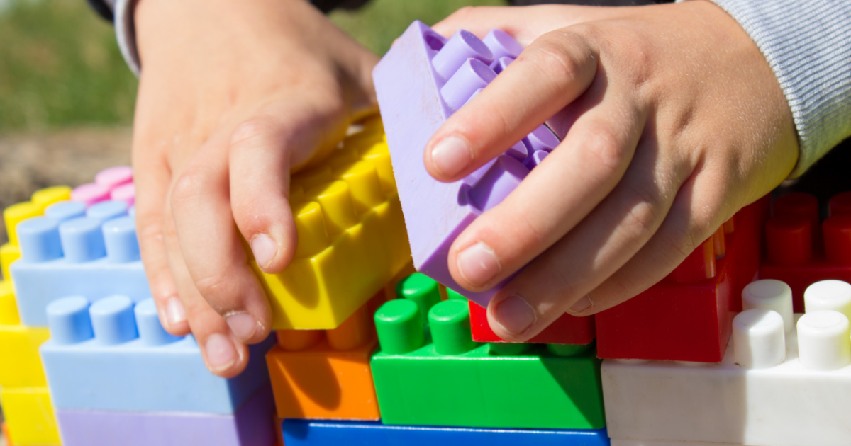 発達特性のある子どもに、早めに療育をすすめる理由